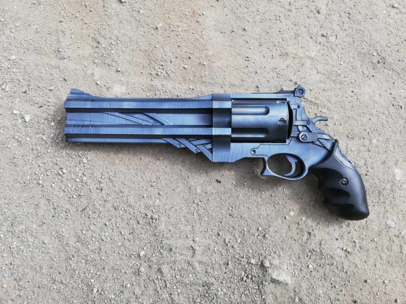 Nero’s Blue Rose Revolver – 1:1 Scale Devil May Cry Prop Bestsellers blue rose