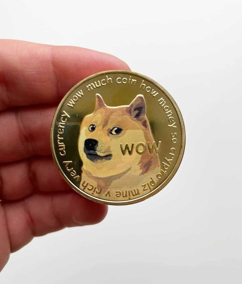 Dogecoin Metal Coin – Doge Cryptocurrency Collectible Collectibles & Figures coin